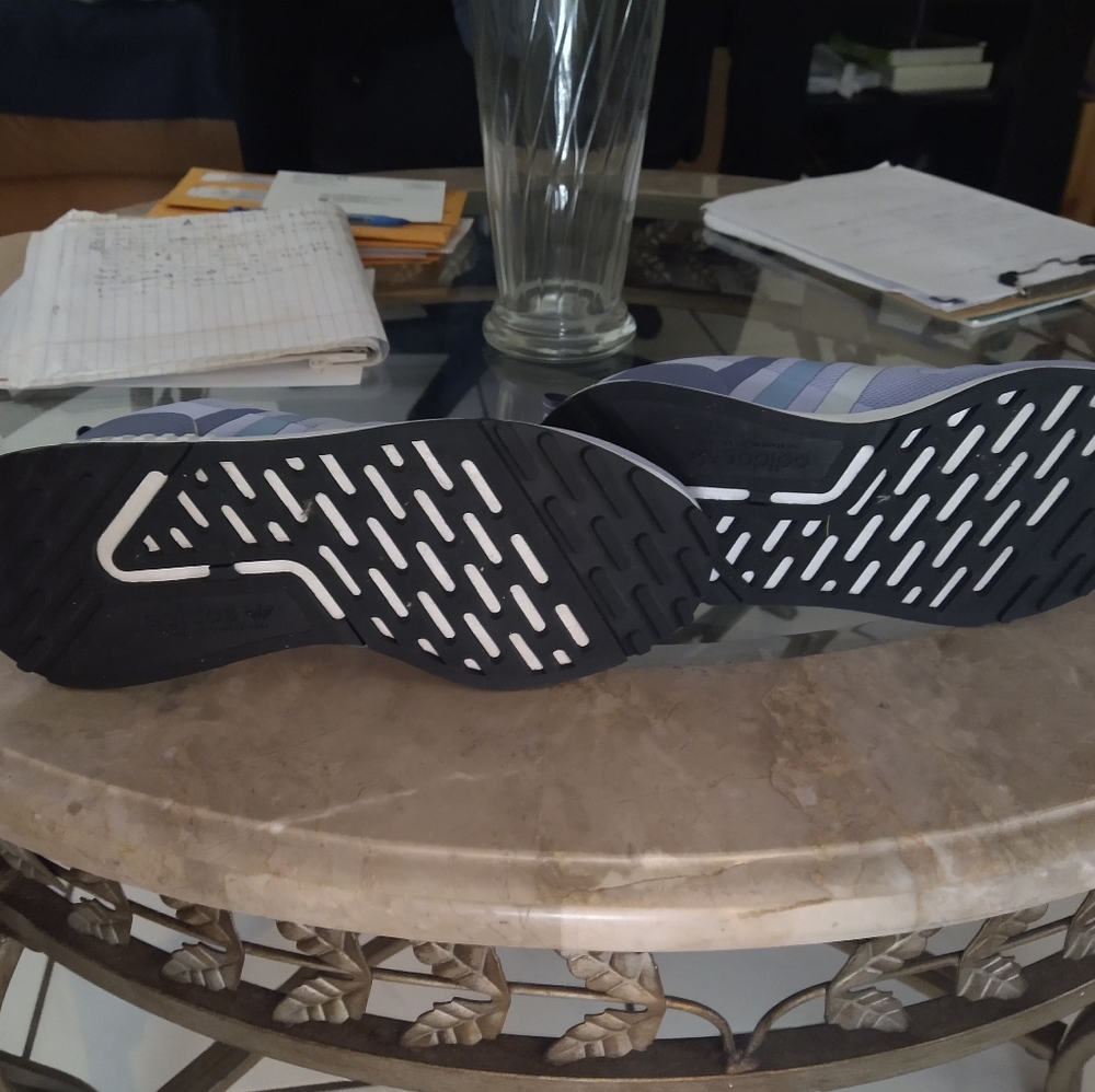 Adidas sneakers - Picture 7 of 7